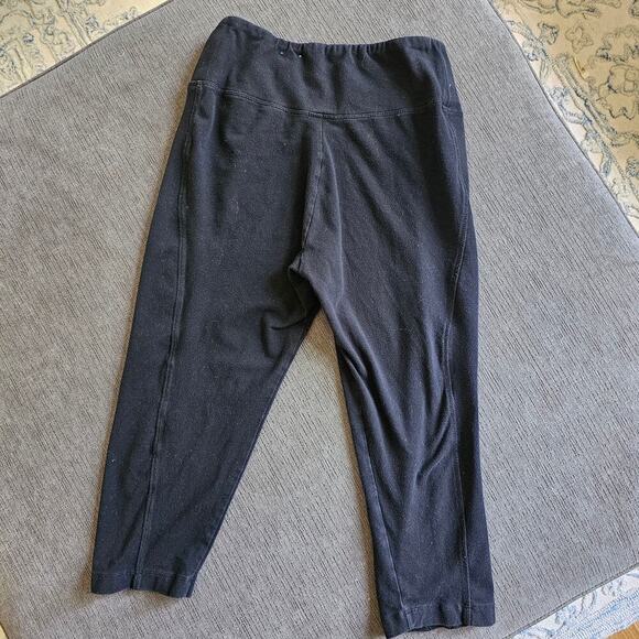 Marika Magic Women's Black High Rise Pull On Athletic Capri Leggings Size Medium - Picture 1 of 5